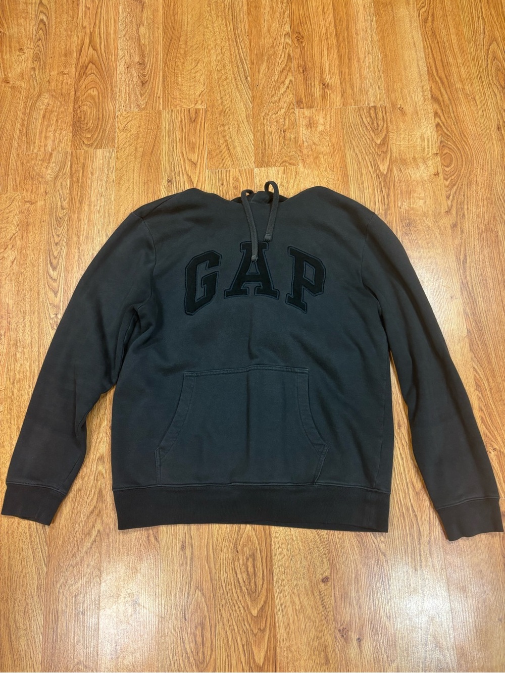 GAP Men's Black Crewneck Pullover with Embossed Logo